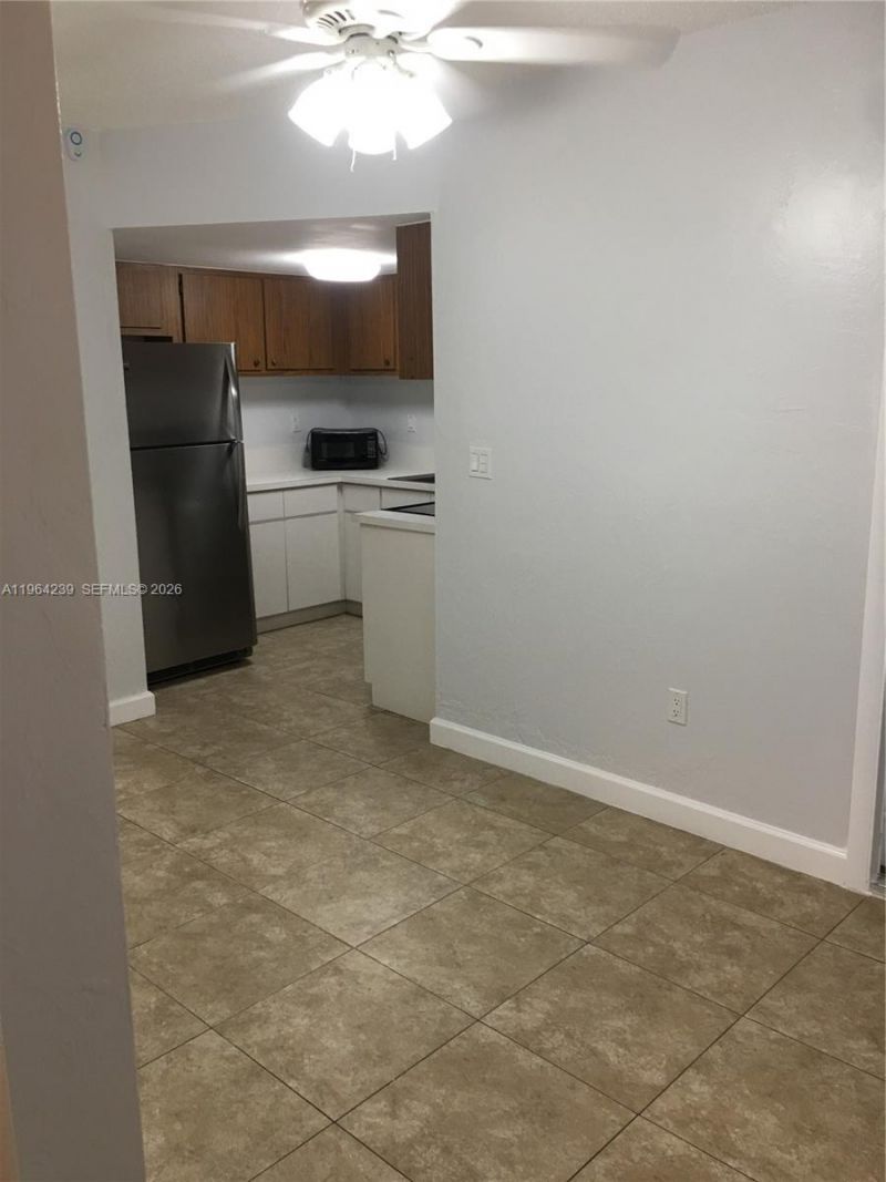5782 SW 61st St, Unit 5782, Miami, FL 33143 Photo
