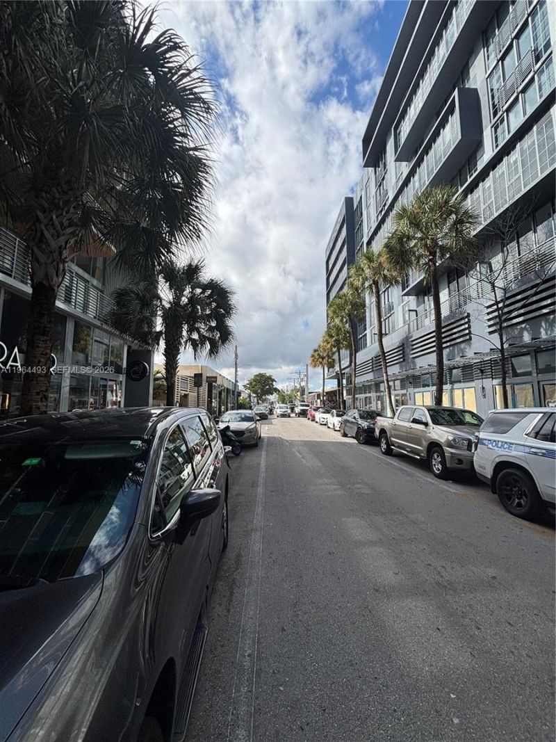 250 NW 24th St, Unit 3C, Miami, FL 33127 Photo