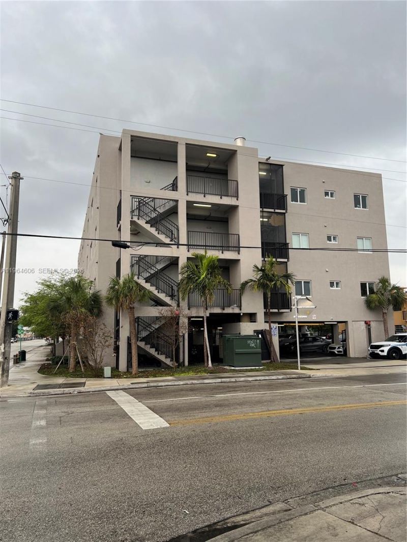 2311 NW 22nd Ave , Unit 405, Miami, FL 33142 Photo