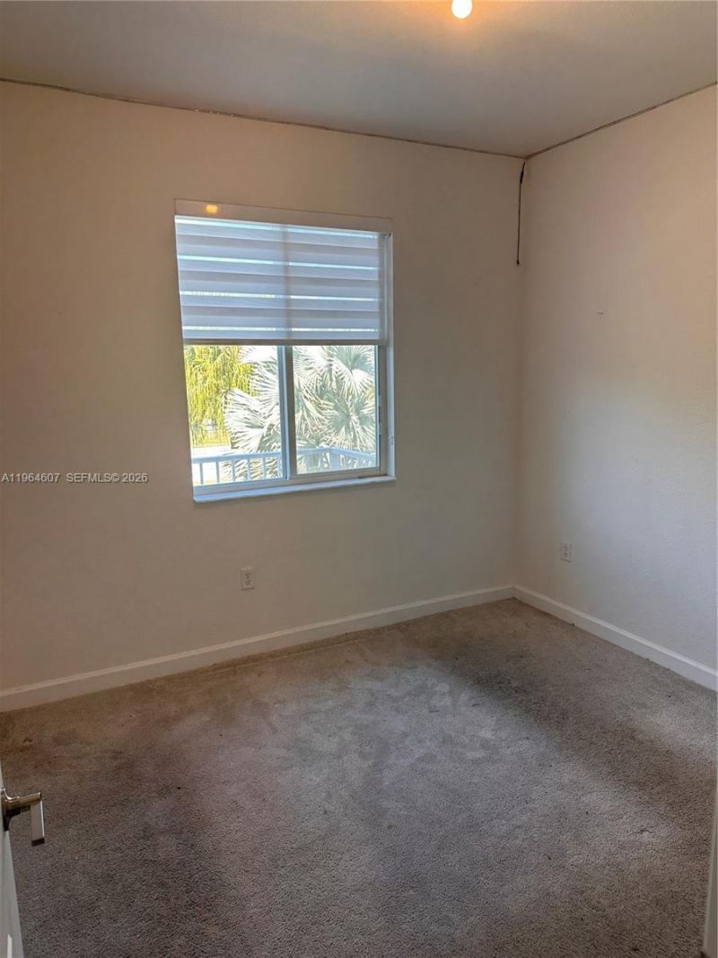 623 SE 13th St Cir, Homestead, FL 33034 Photo