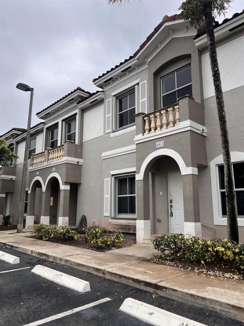 4915 SW 140th Ter , Unit 8, Miramar, FL 33027 Photo