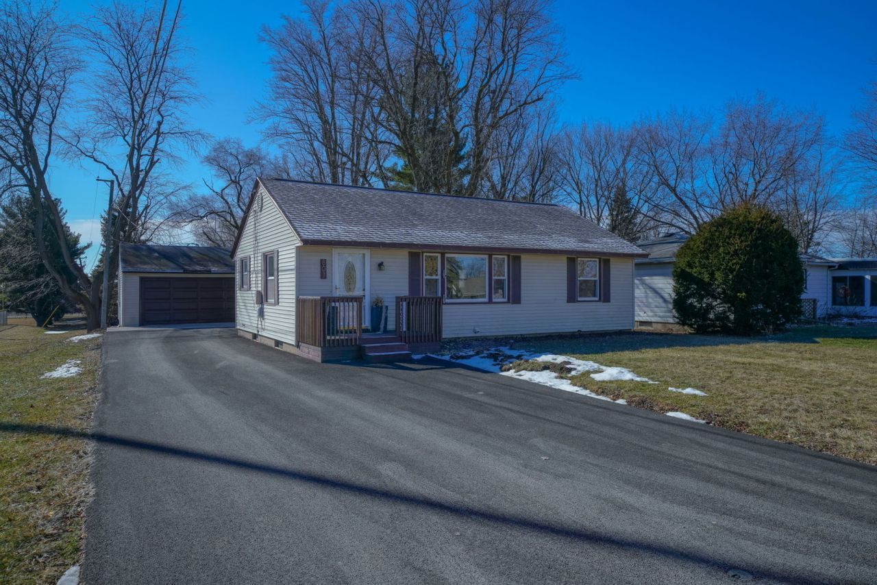 801 W Fulton Street, Polo, IL 61064 Main Photo