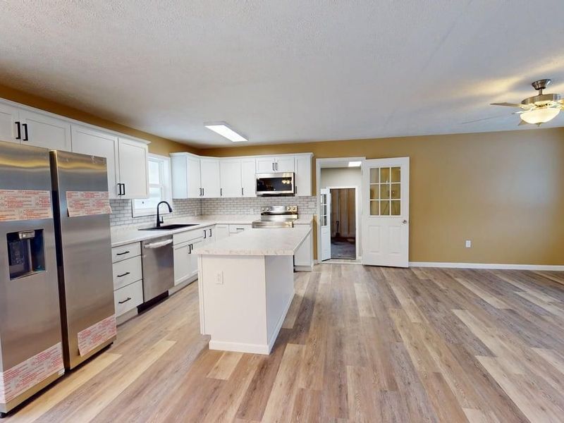 3400 Austin Drive, Willard, OH 44890 Photo 8