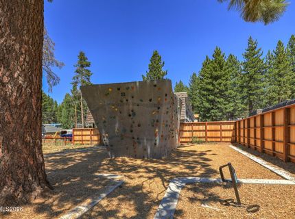 1181 Ski Run Boulevard, South Lake Tahoe, CA 96150 Photo