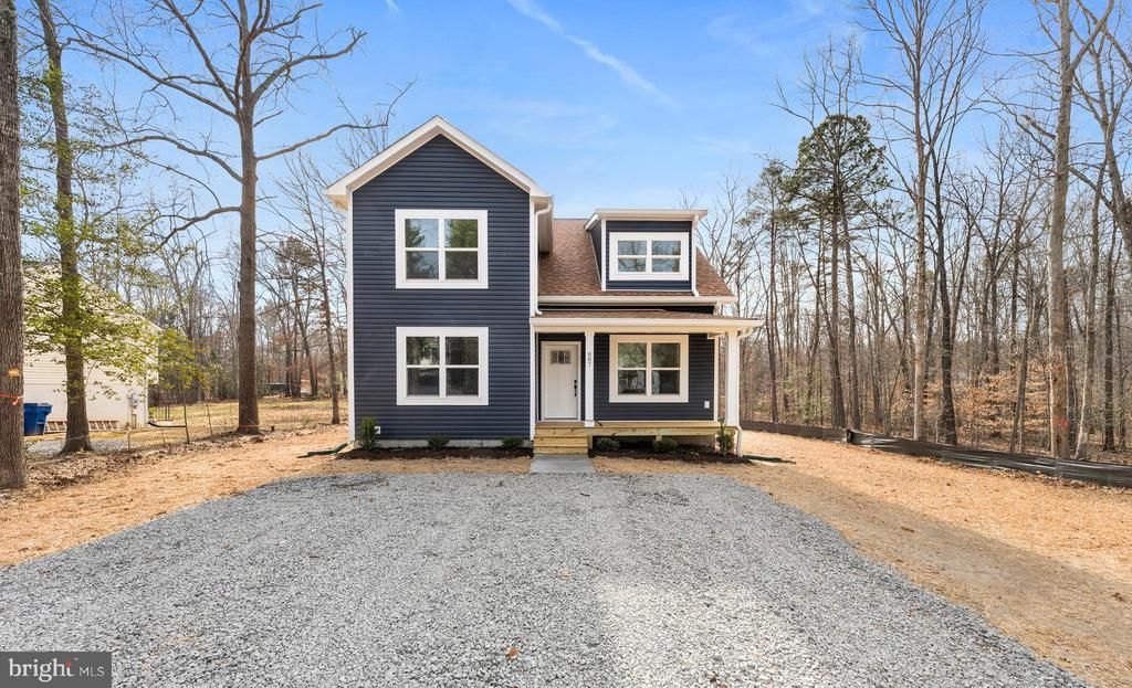 887 Campers Lane, Ruther Glen, VA 22546 Main Photo