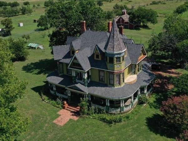 502 W Clinton Street, Dublin, TX 76446