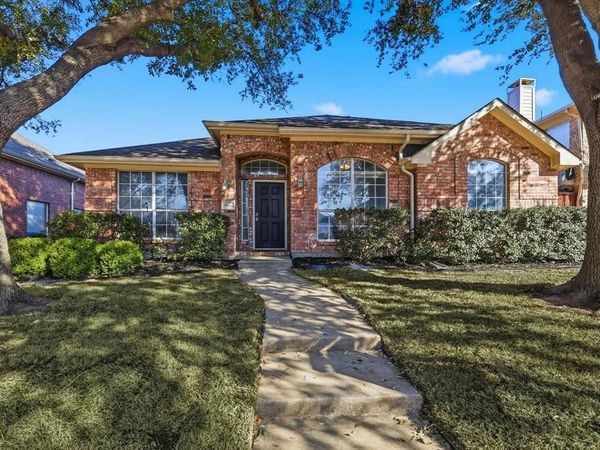 3704 Cottonwood Springs Drive, The Colony, TX 75056