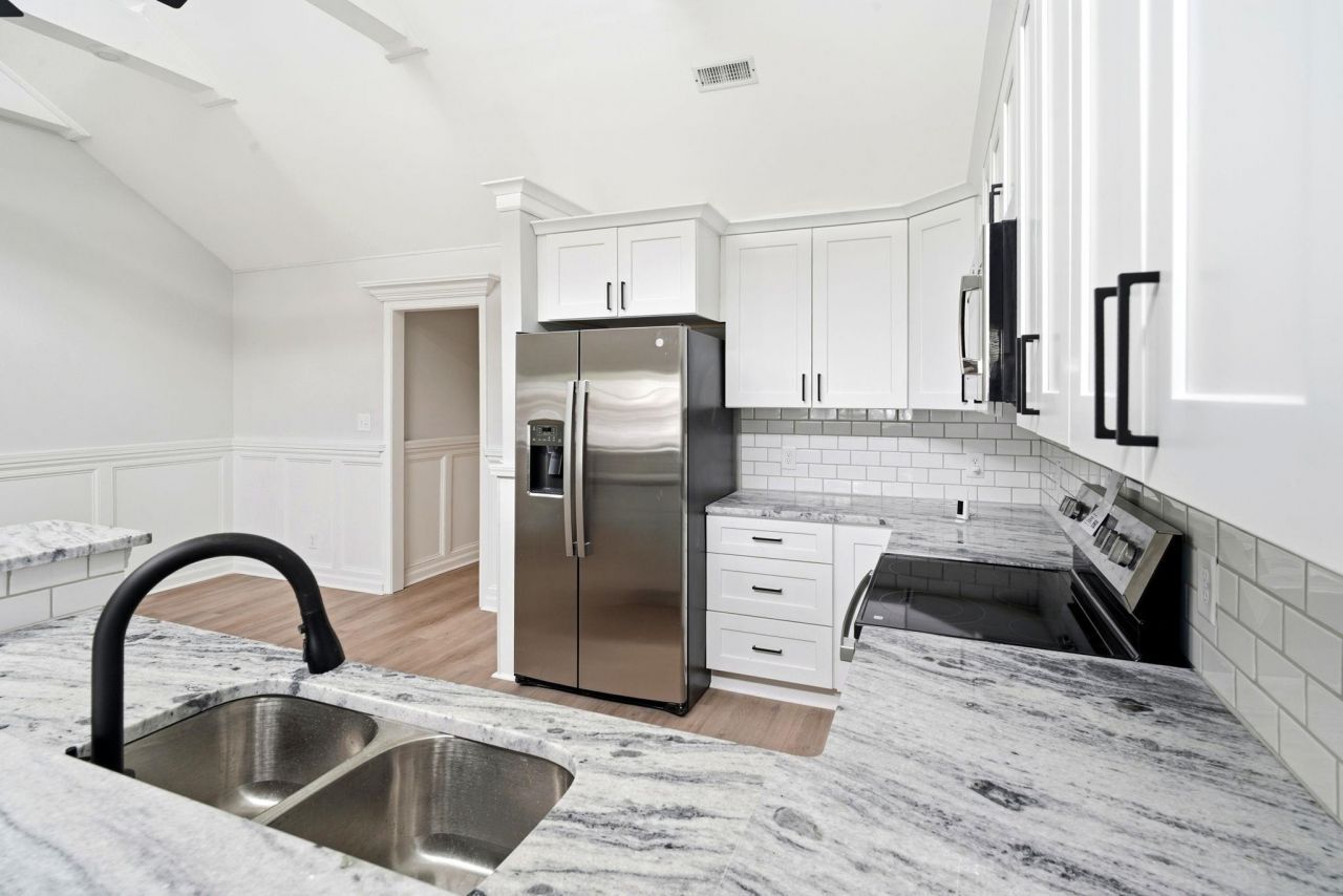 1831 Fairway Ridge Dr. Photo 14