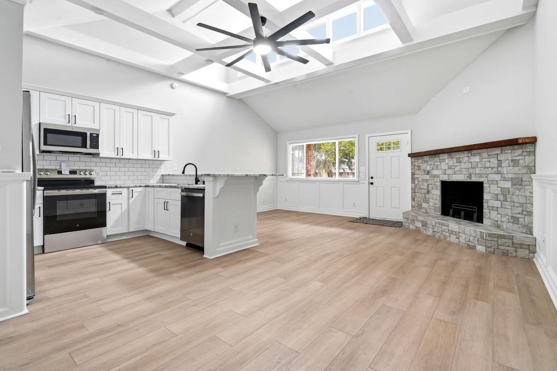 1831 Fairway Ridge Dr. Photo 5