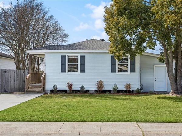 246 EAST Avenue, Harahan, LA 70123