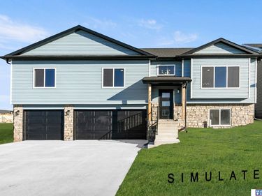 7220 NW 19th Street, Lincoln, NE 68521