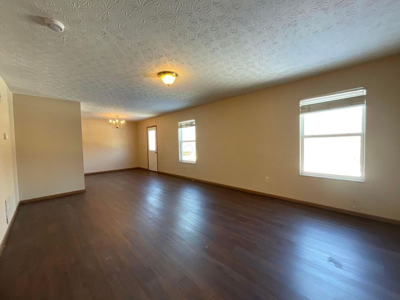 2572 Edencreek Lane, Columbus, OH 43207 Photo 4