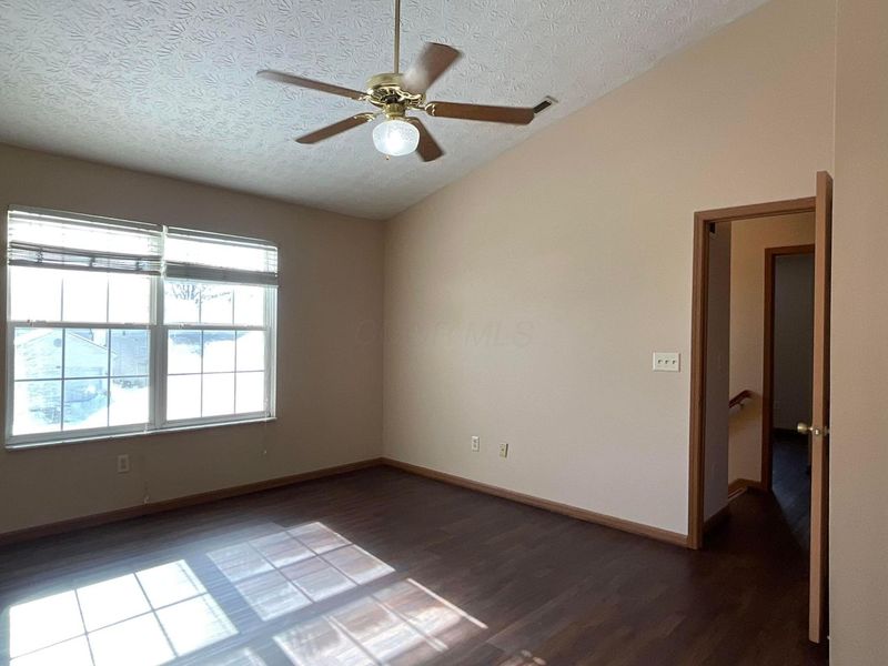 2572 Edencreek Lane, Columbus, OH 43207 Photo 7