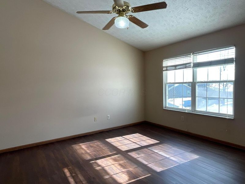 2572 Edencreek Lane, Columbus, OH 43207 Photo 8