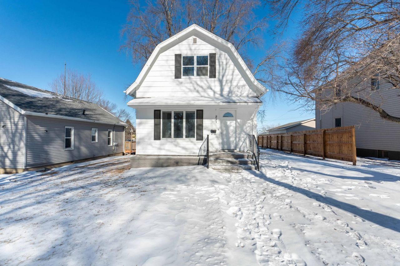 231 E Snelling Avenue, Appleton, MN 56208 Main Photo