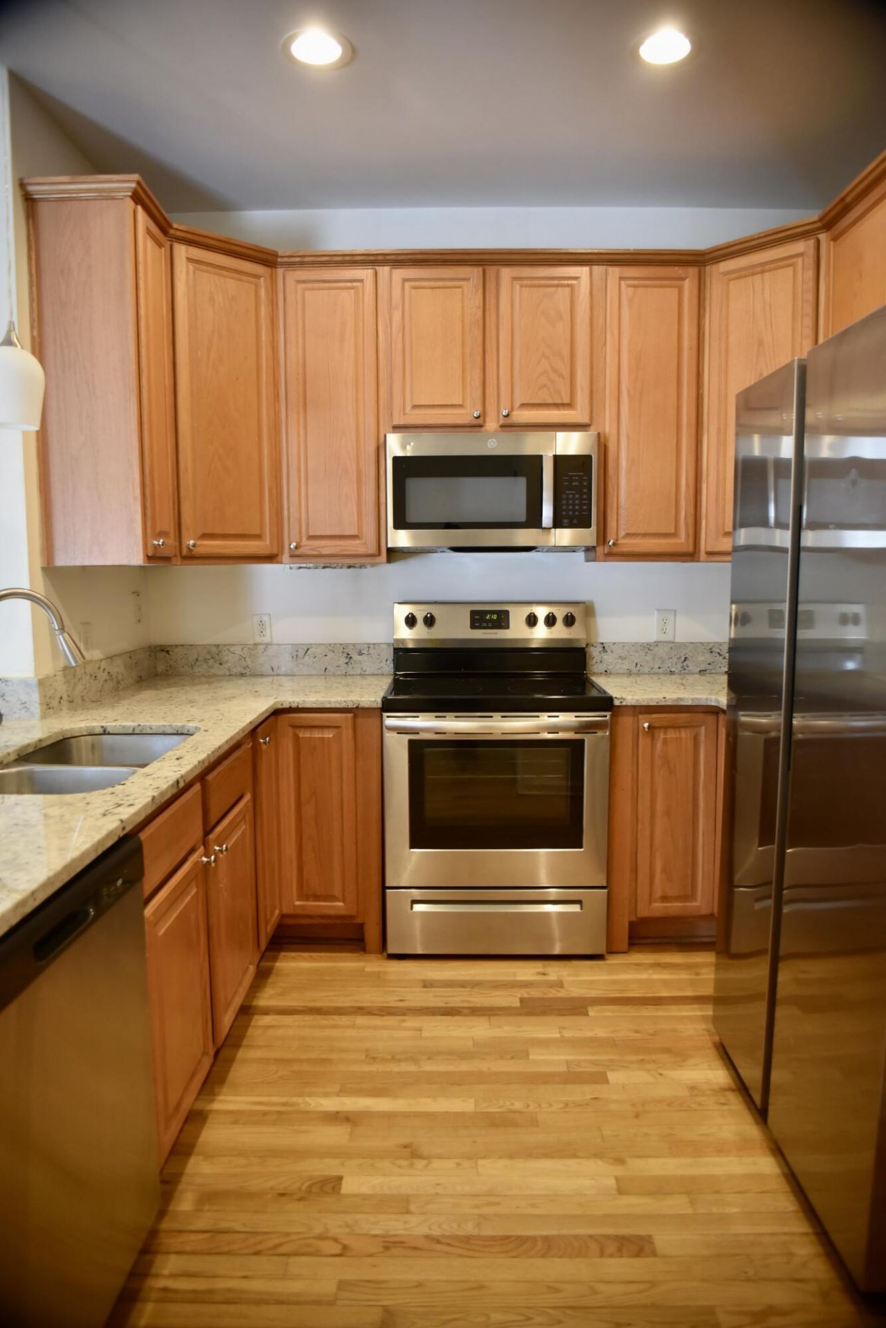 830 Jordan Street Photo 15