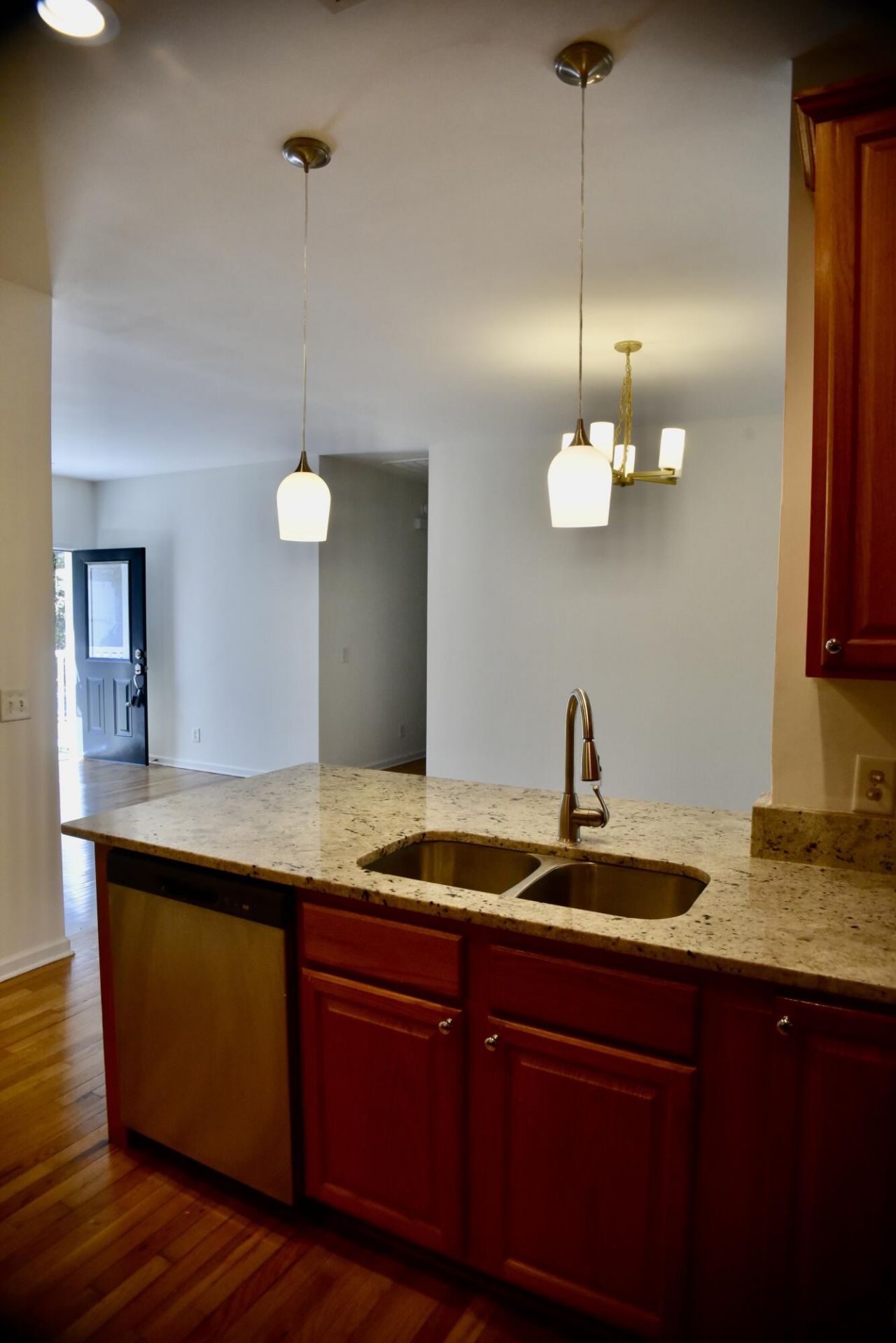 830 Jordan Street Photo 19