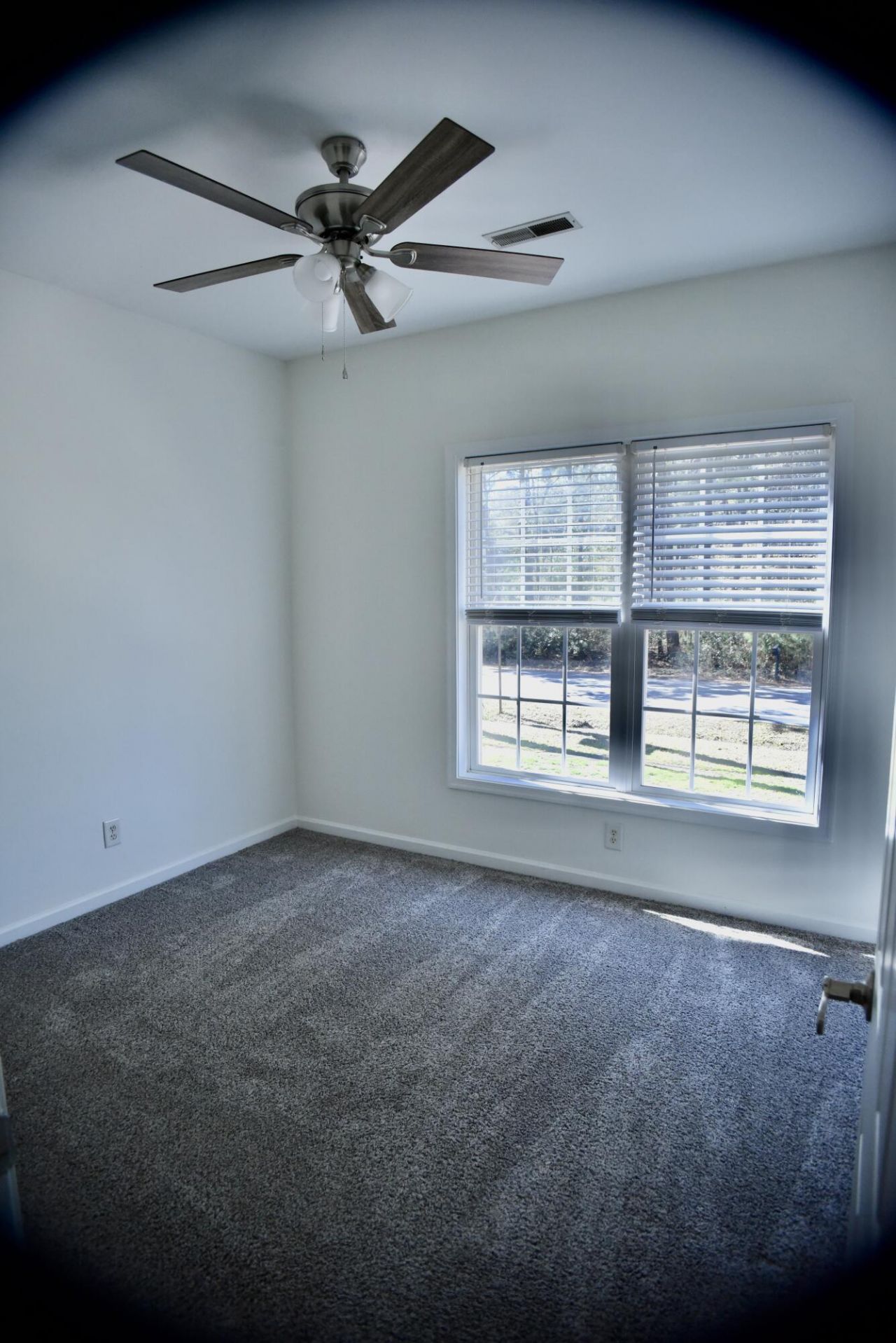 830 Jordan Street Photo 22