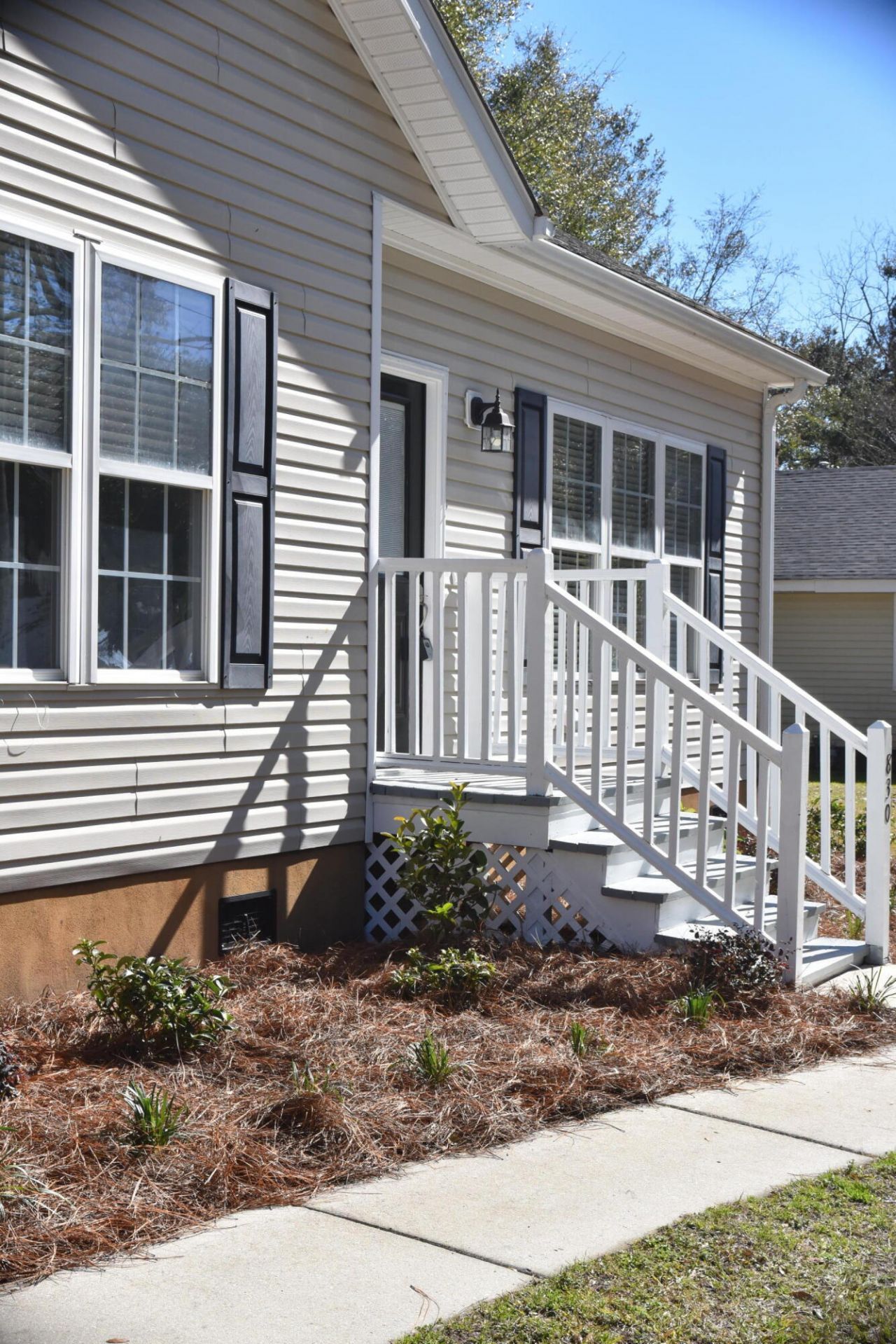 830 Jordan Street Photo 4