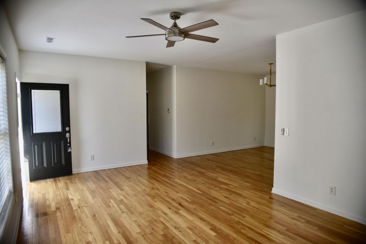 830 Jordan Street Photo 6