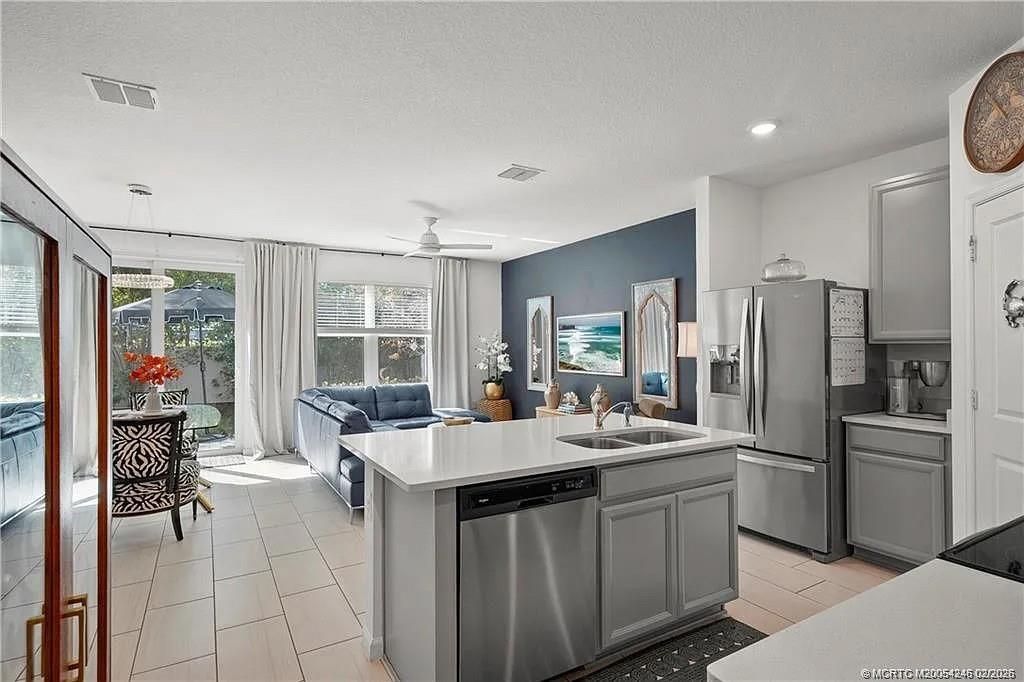 380 SE Sea Hunt Way, Stuart, FL 34994 Photo