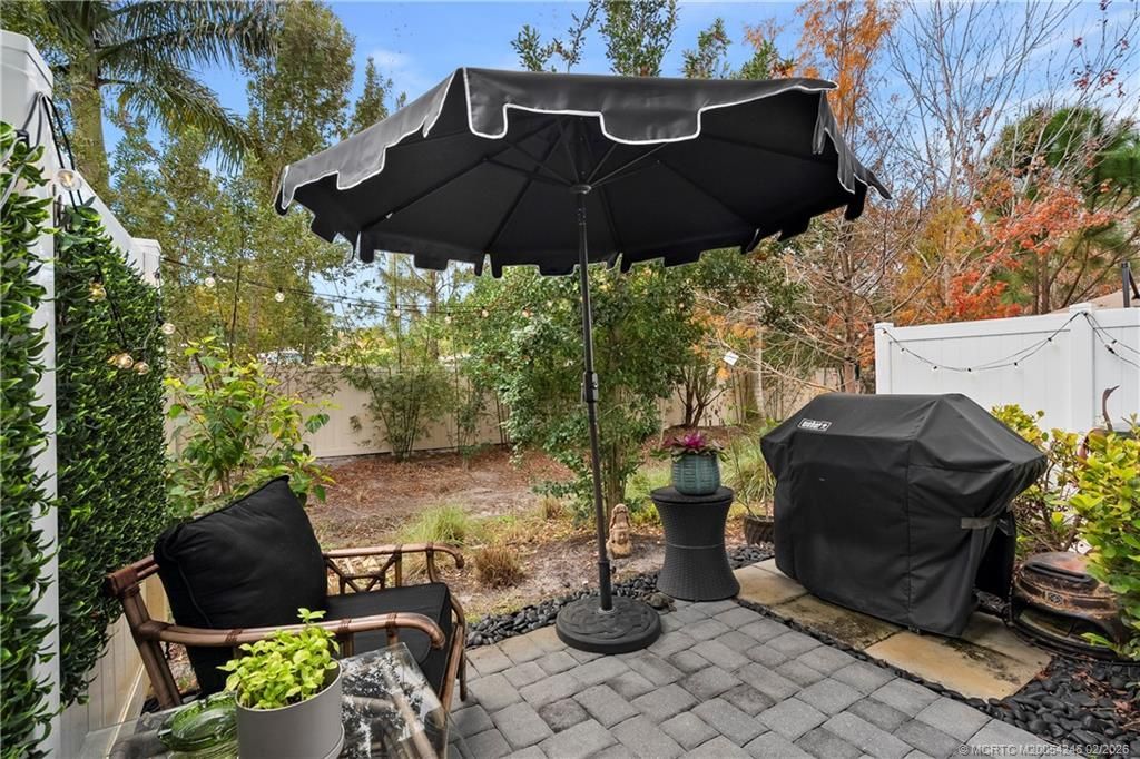 380 SE Sea Hunt Way, Stuart, FL 34994 Photo