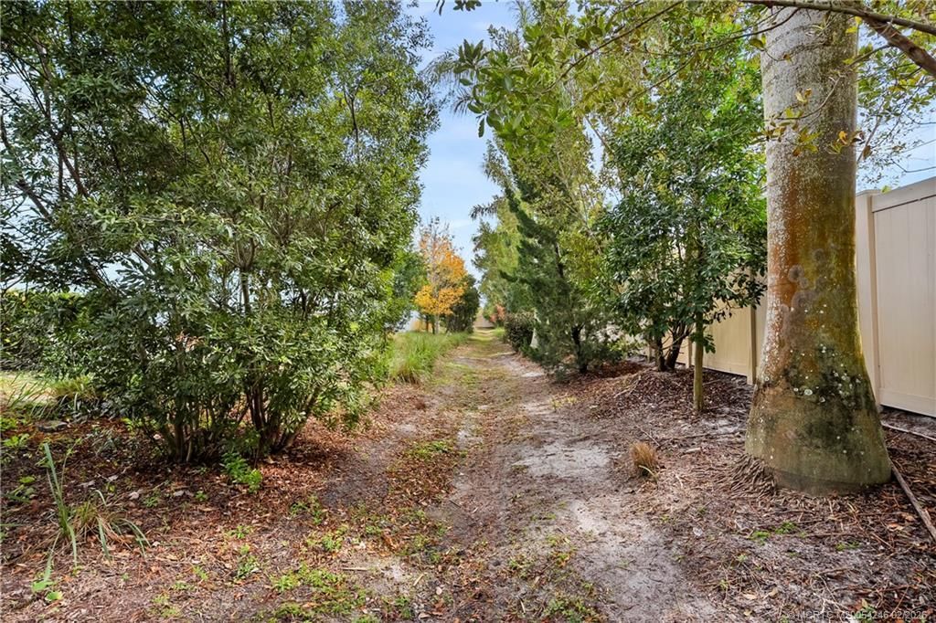 380 SE Sea Hunt Way, Stuart, FL 34994 Photo