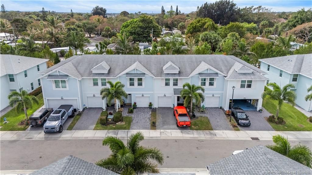 380 SE Sea Hunt Way, Stuart, FL 34994 Photo