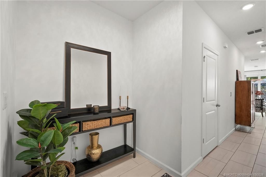 380 SE Sea Hunt Way, Stuart, FL 34994 Photo