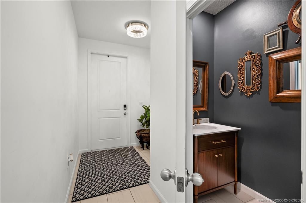 380 SE Sea Hunt Way, Stuart, FL 34994 Photo