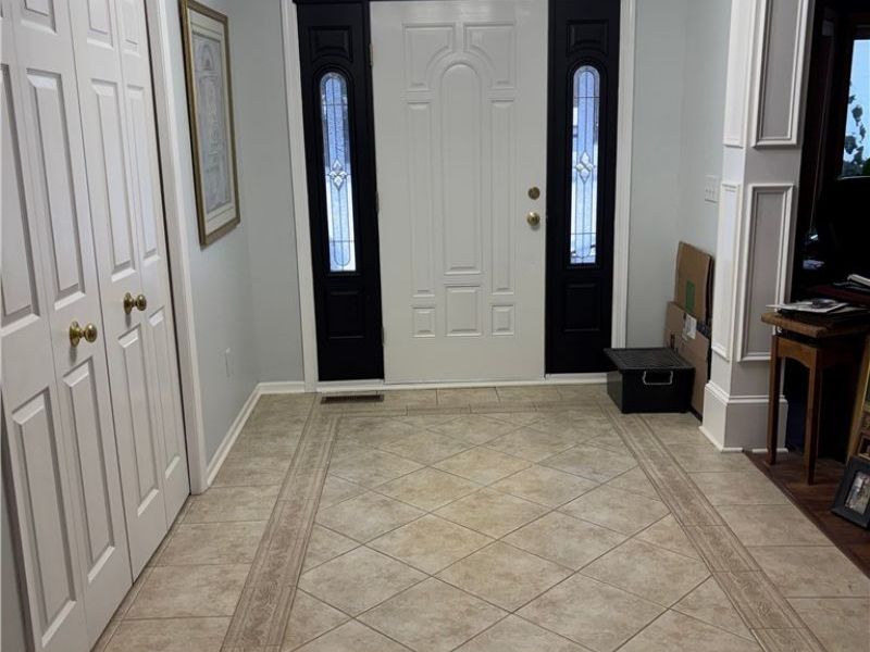 20456 Scotch Pine Way, Strongsville, OH 44149 Photo 2