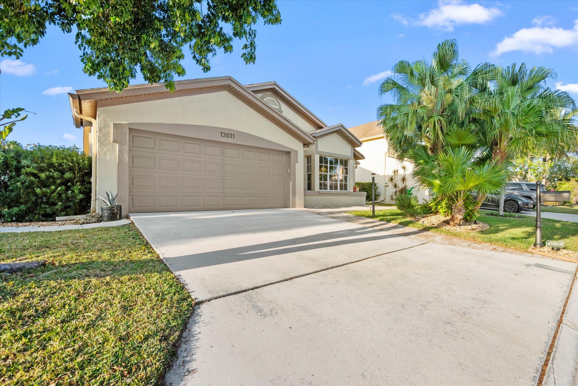 13011 Blue Lake Drive, Wellington, FL 33414 Photo