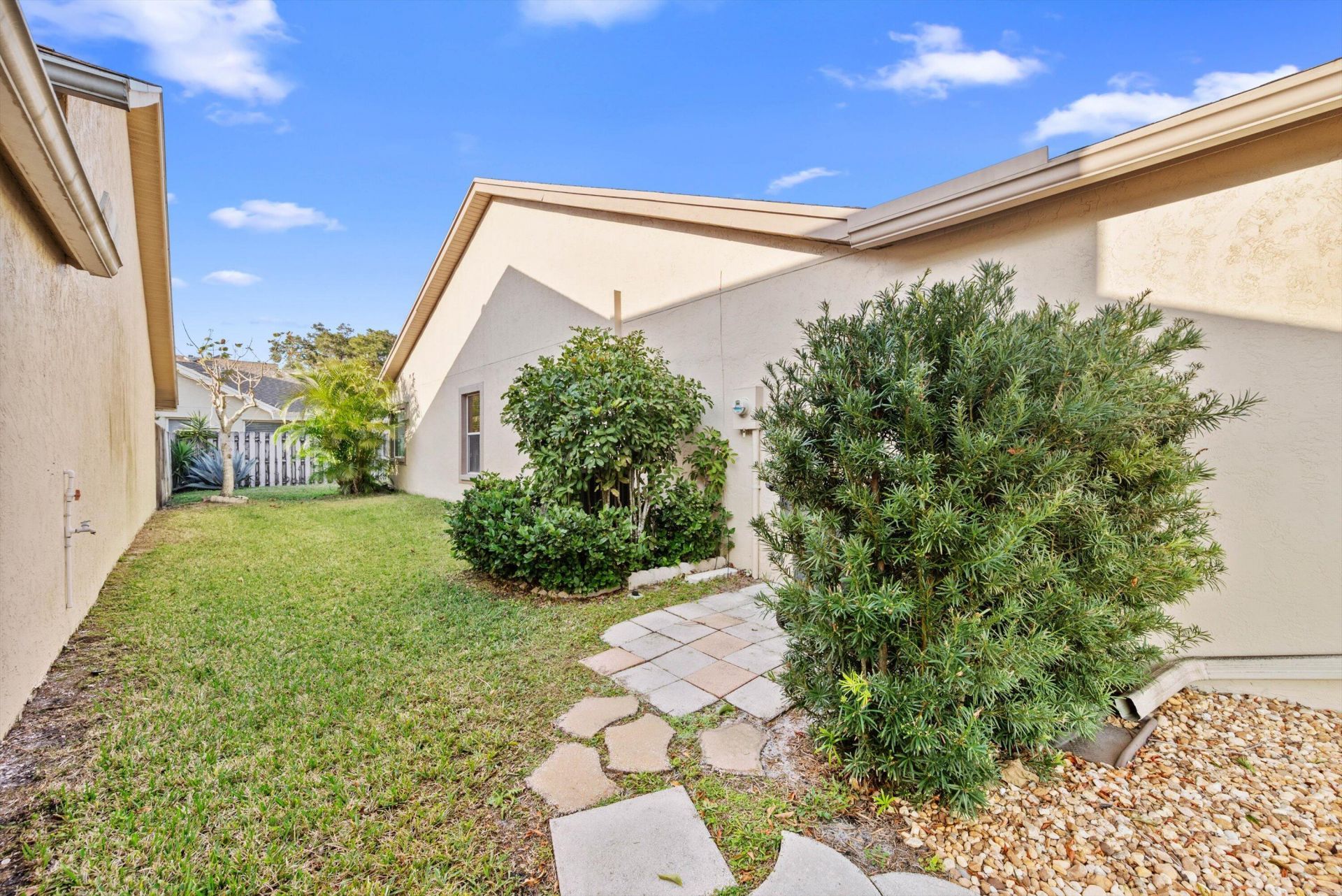 13011 Blue Lake Drive, Wellington, FL 33414 Photo