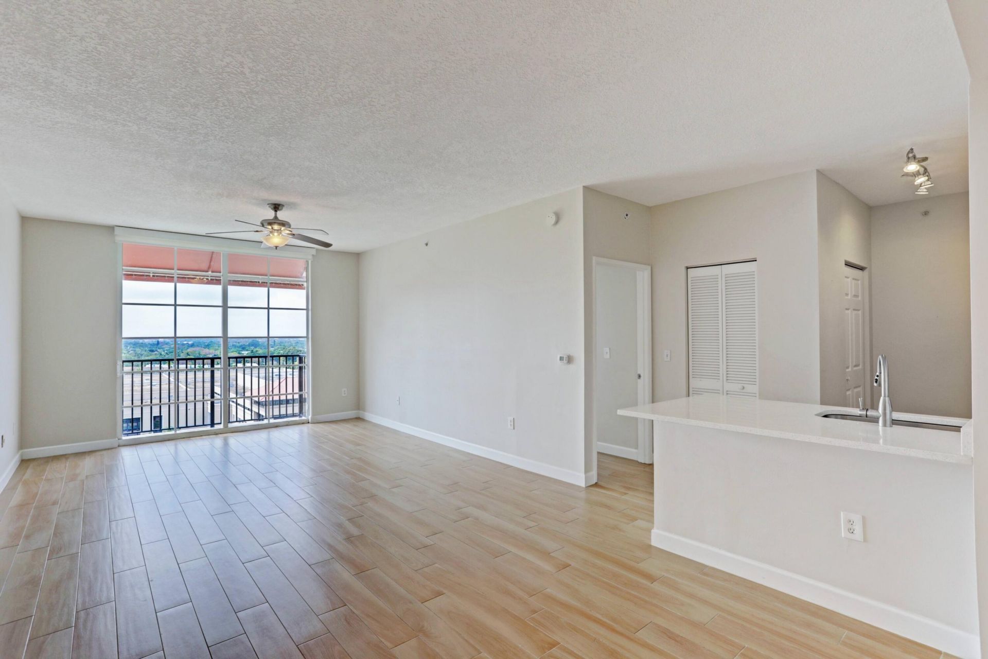 651 Okeechobee Boulevard, Unit 1101, West Palm Beach, FL 33401 Photo