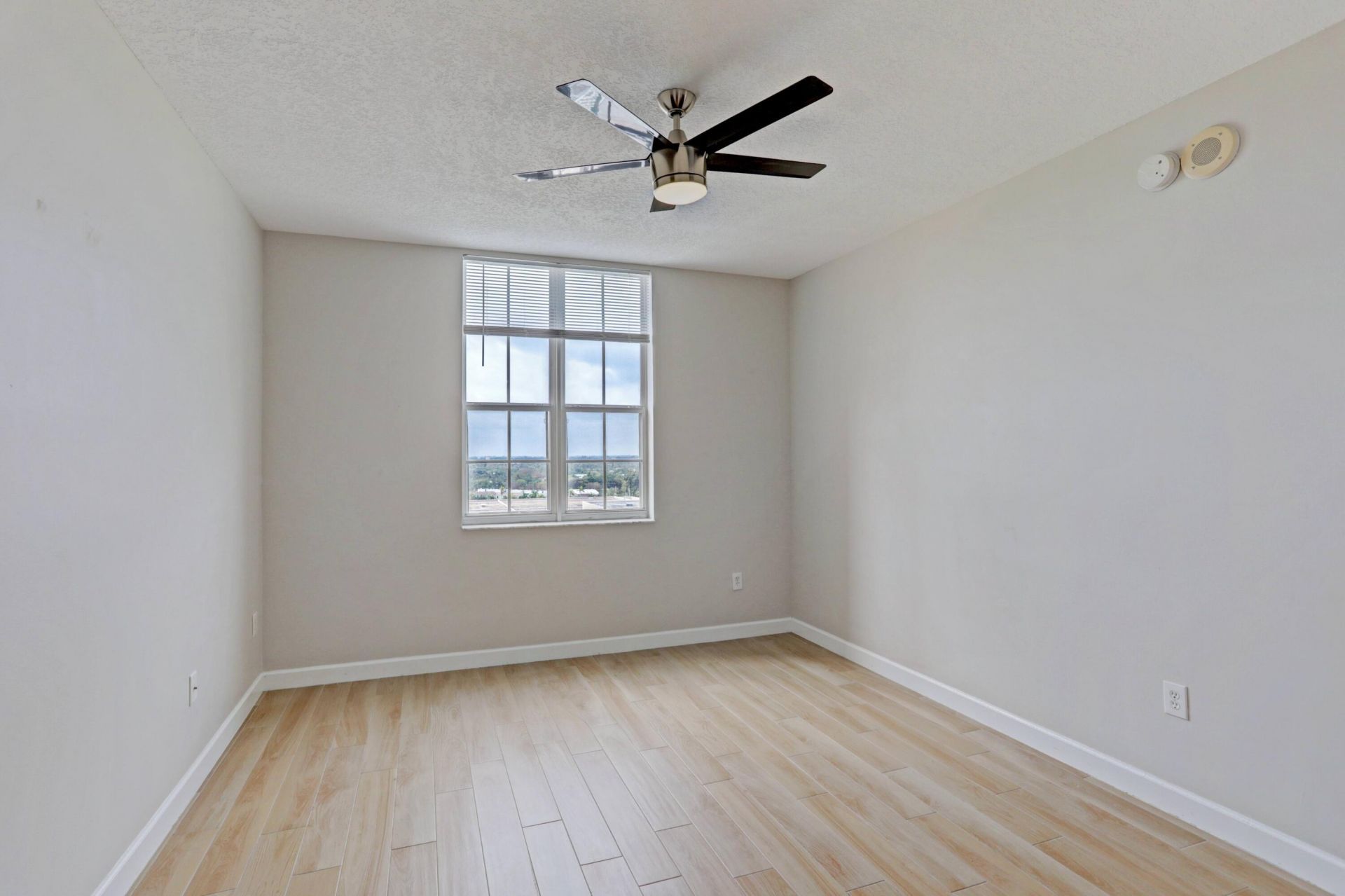 651 Okeechobee Boulevard, Unit 1101, West Palm Beach, FL 33401 Photo