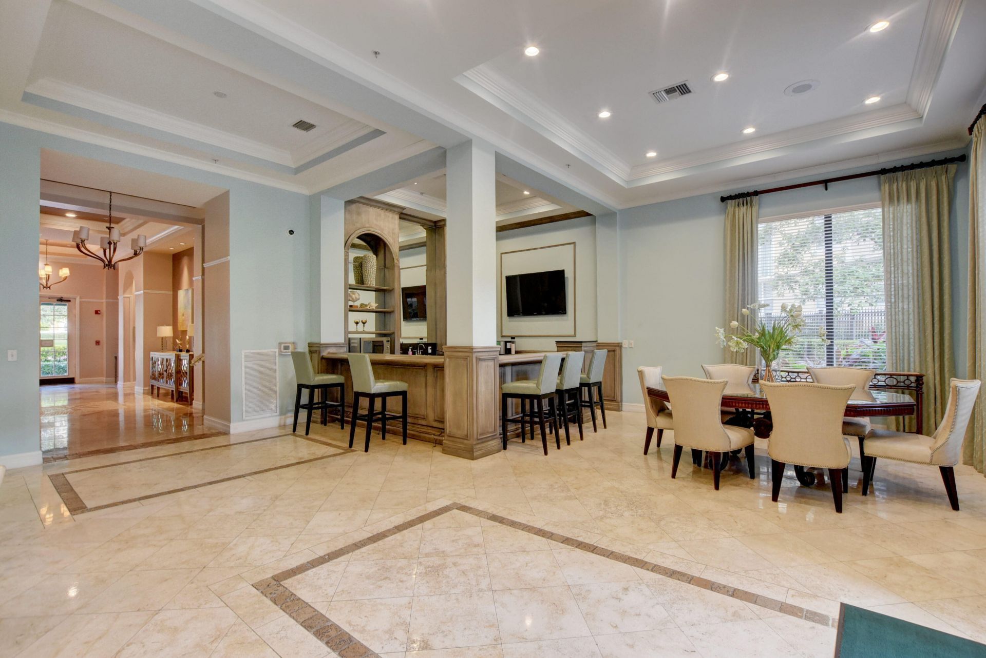 651 Okeechobee Boulevard, Unit 1101, West Palm Beach, FL 33401 Photo