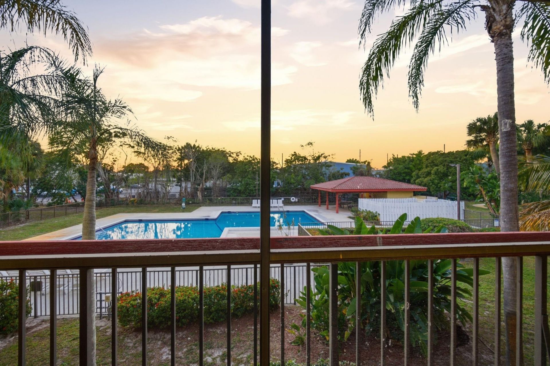 737 SE 1st Way, Unit 205, Deerfield Beach, FL 33441 Photo