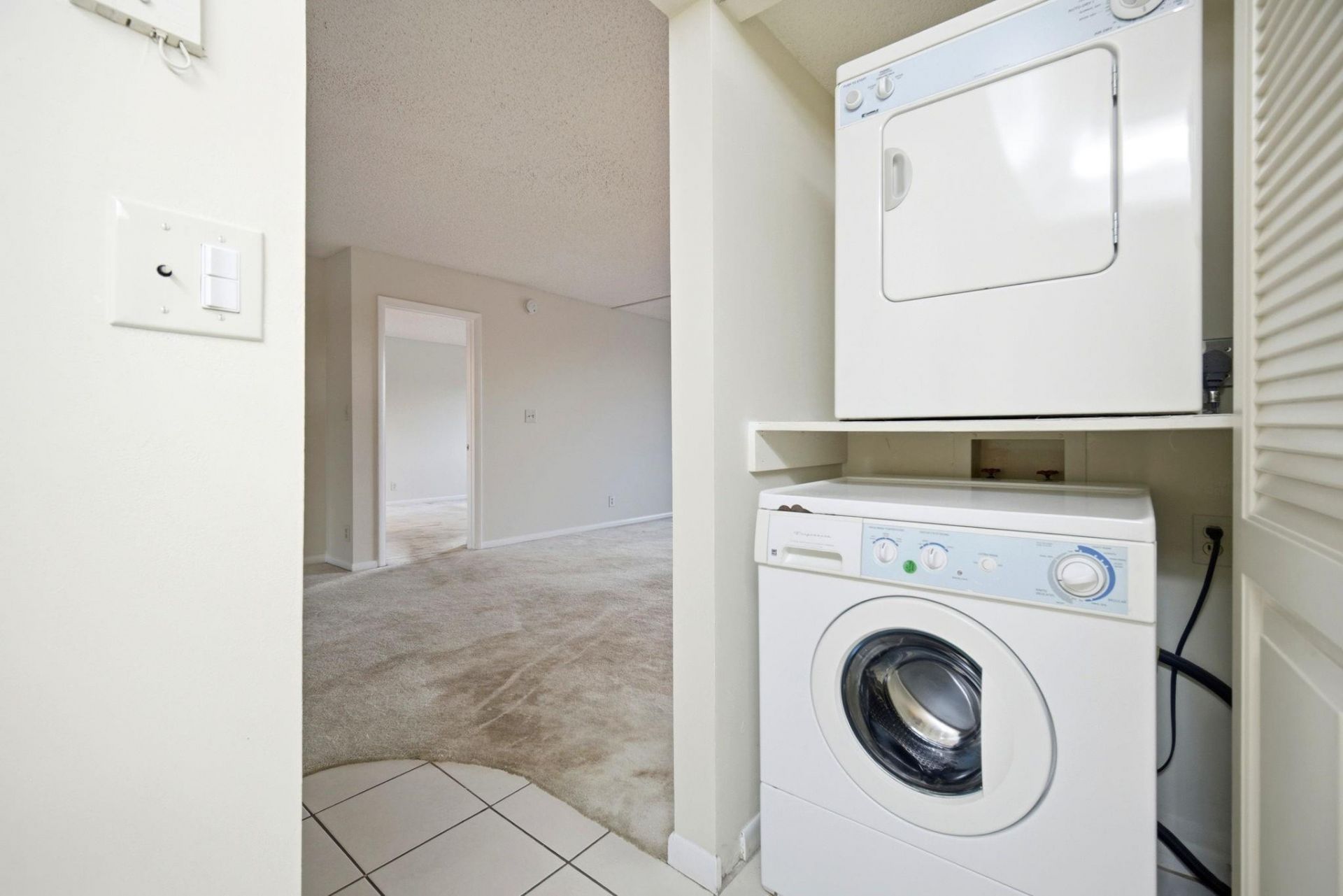 737 SE 1st Way, Unit 205, Deerfield Beach, FL 33441 Photo