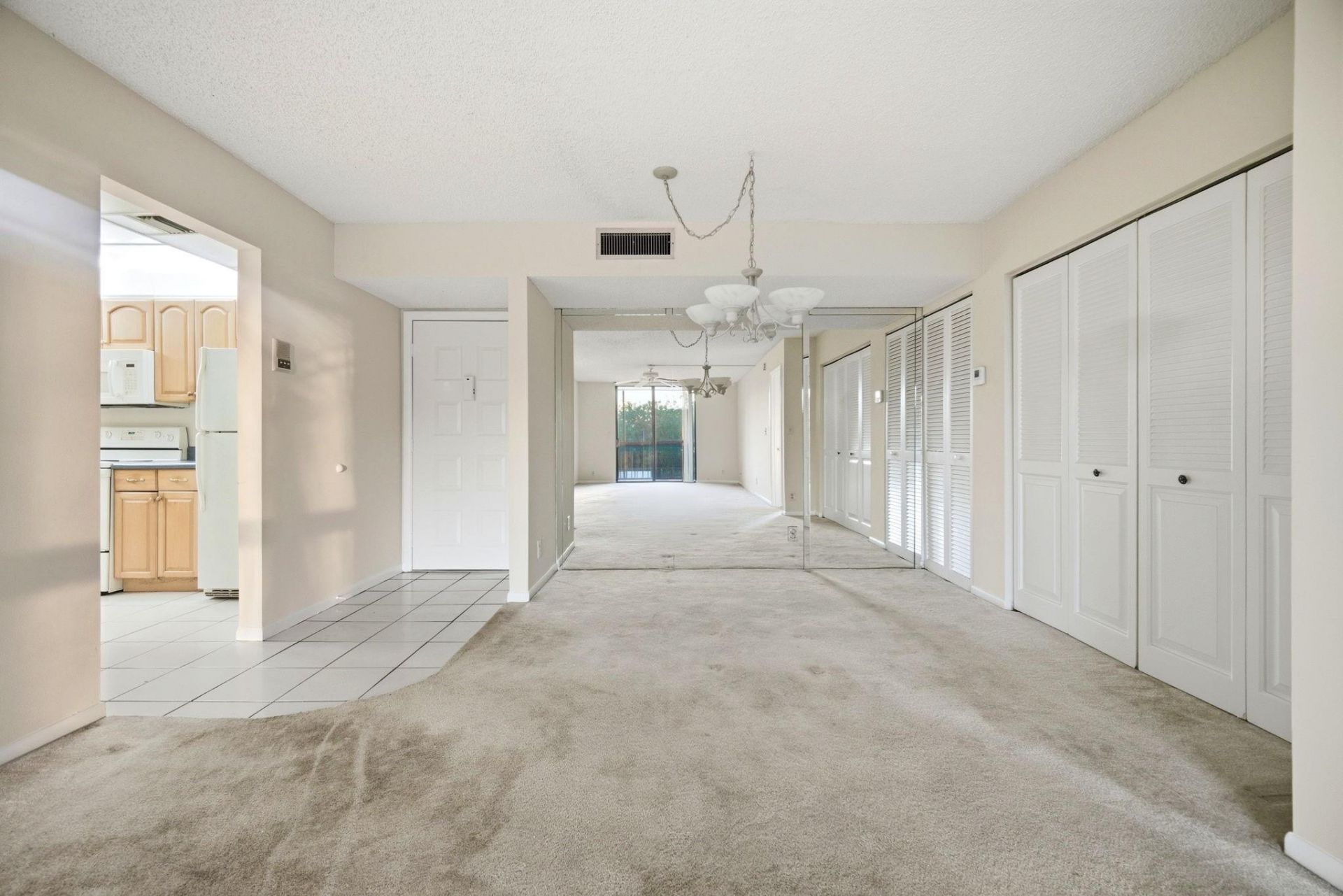 737 SE 1st Way, Unit 205, Deerfield Beach, FL 33441 Photo