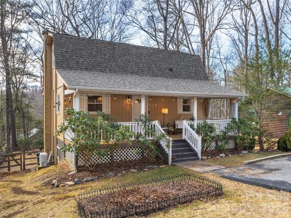 116 Vehorn Road , Fairview, NC 28730