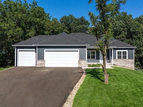 2365 Pow Wow Trail, Beloit, WI 53511