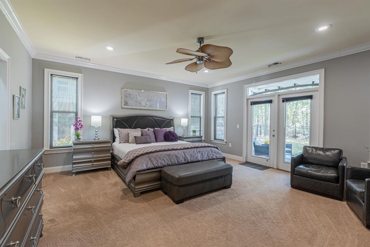 115 Harbourreef Dr. Photo 16