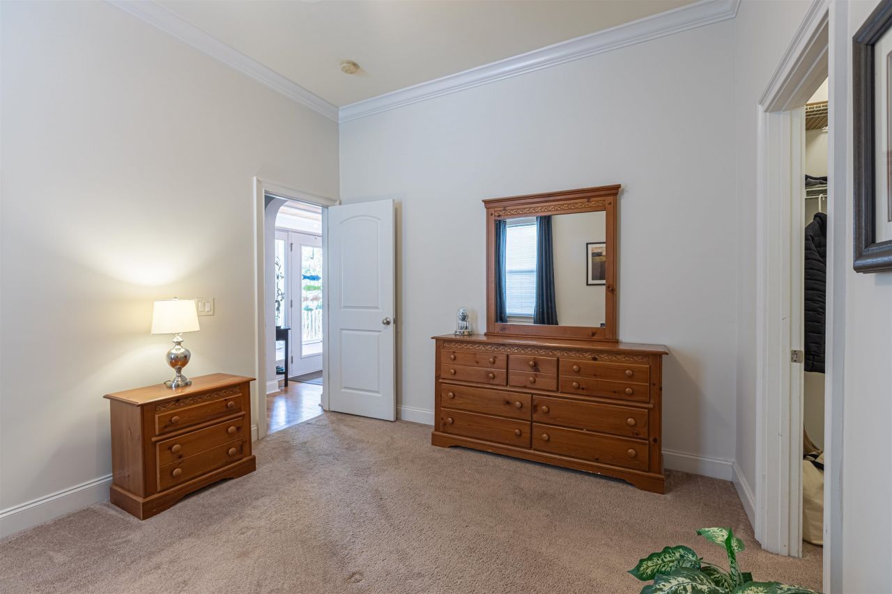 115 Harbourreef Dr. Photo 33