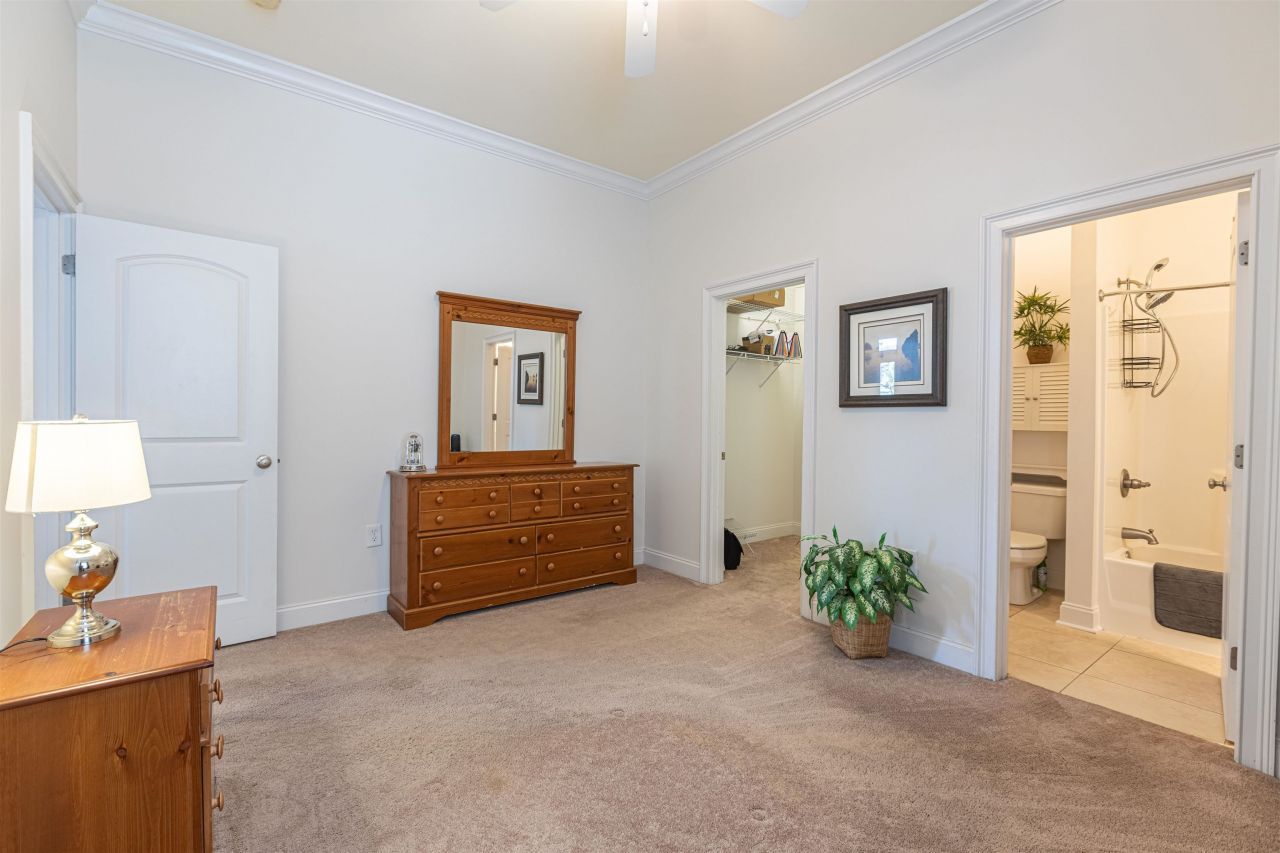 115 Harbourreef Dr. Photo 34