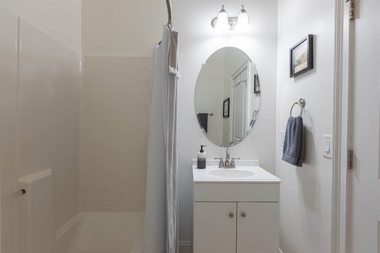 115 Harbourreef Dr. Photo 36