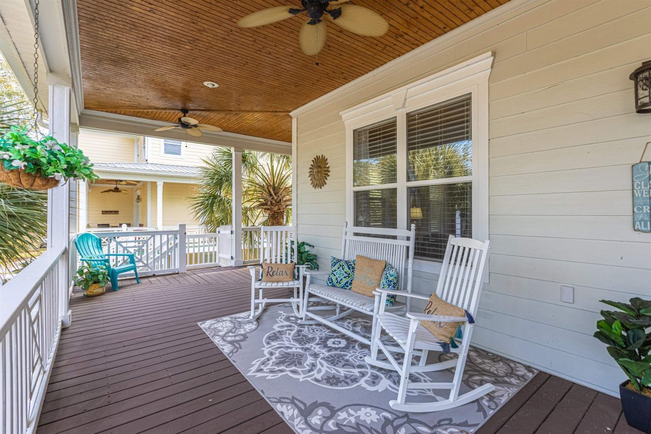 115 Harbourreef Dr. Photo 44