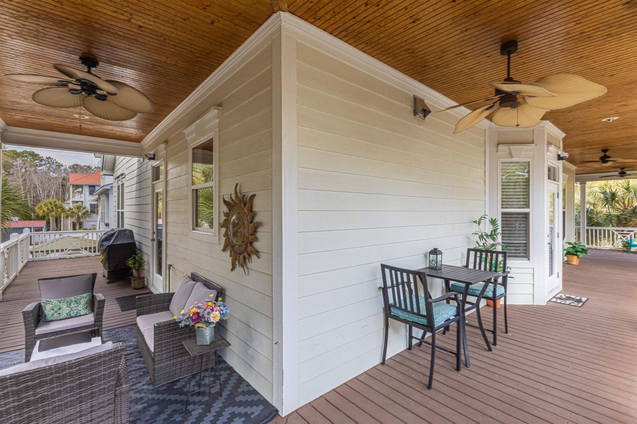 115 Harbourreef Dr. Photo 47