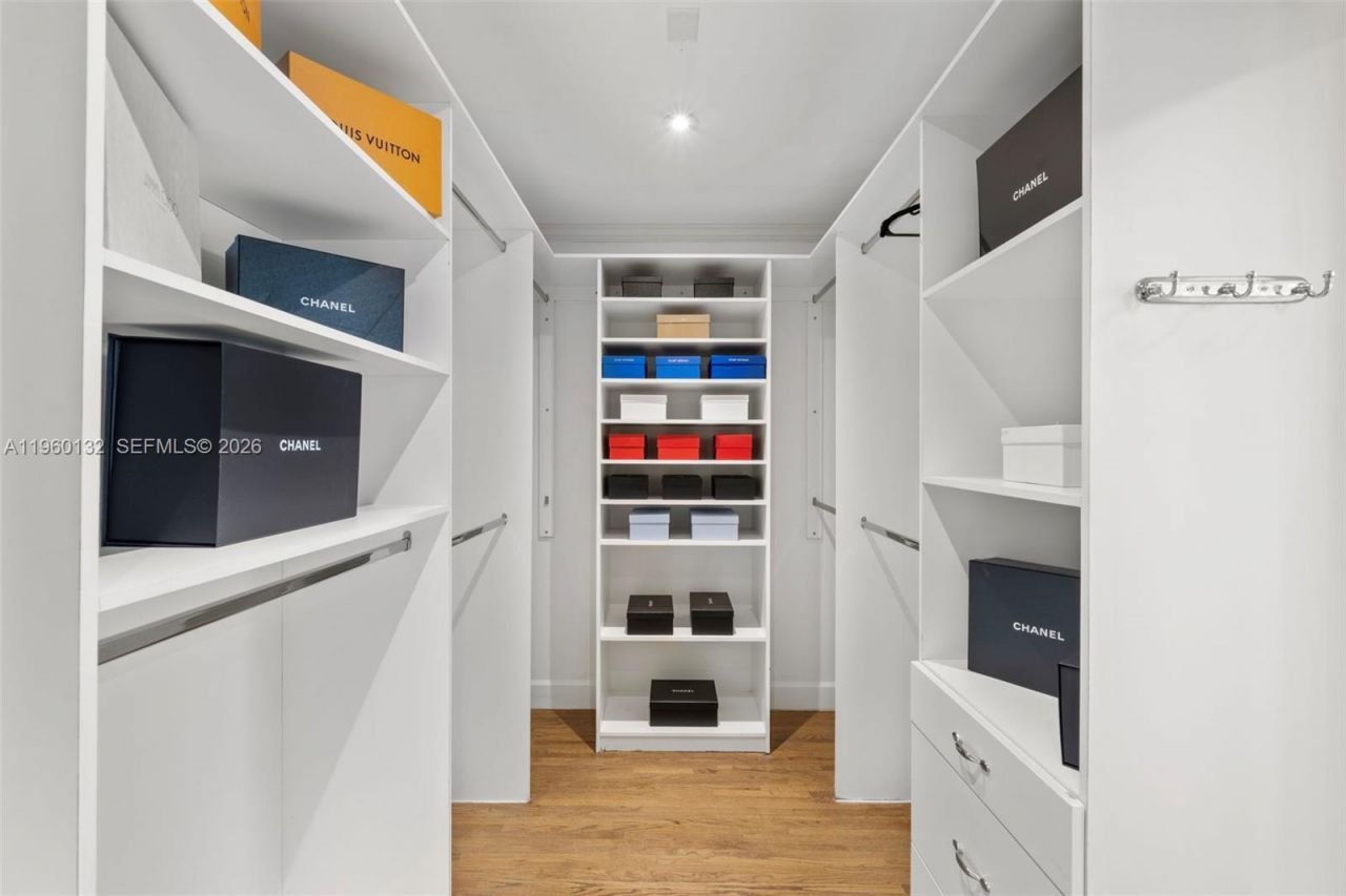 1970 SW 32nd Pl, Miami, FL 33145 Photo