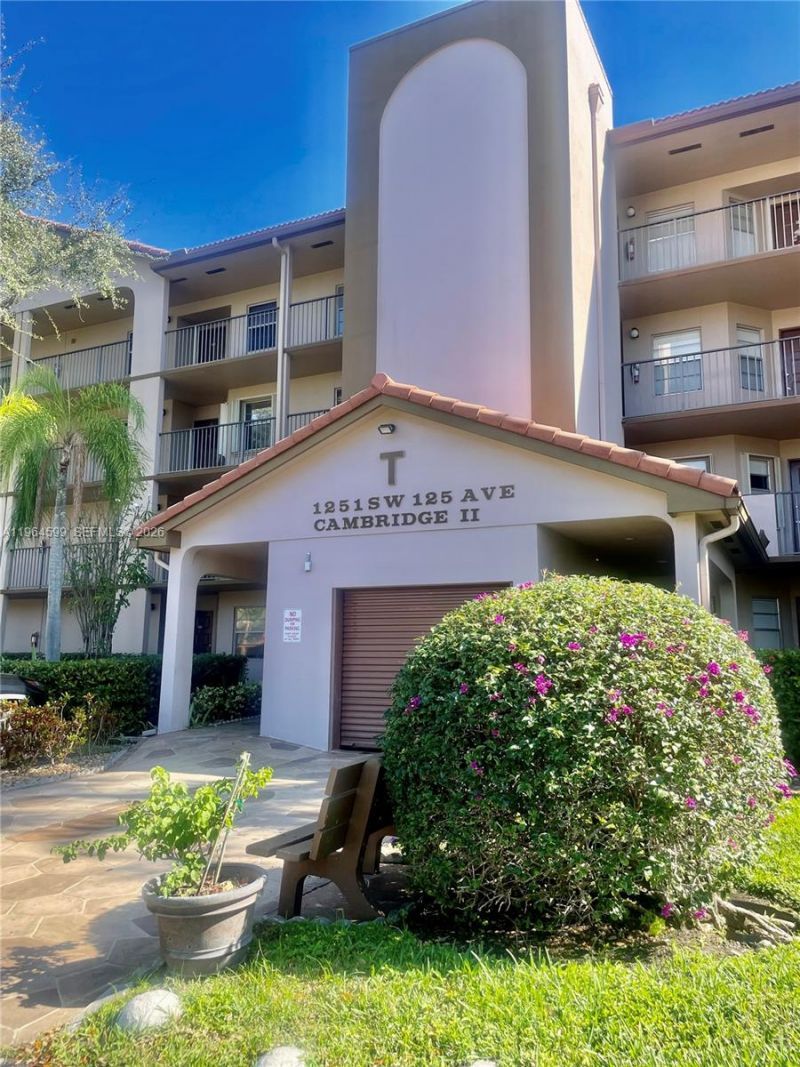 1251 SW 125th Ave, Unit 311T, Pembroke Pines, FL 33027 Main Photo