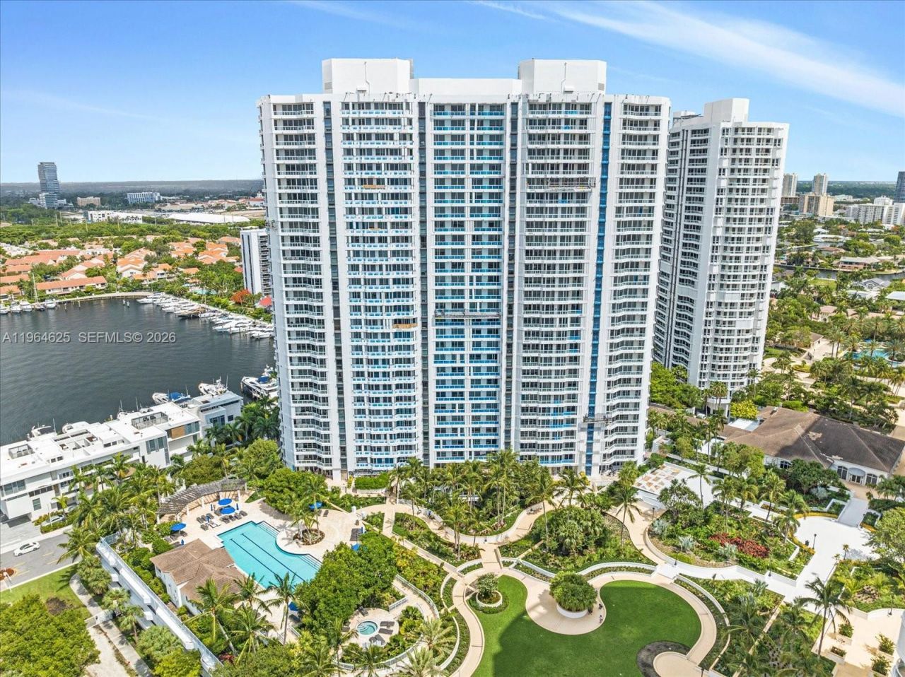 21055 Yacht Club Dr , Unit 802, Aventura, FL 33180 Photo